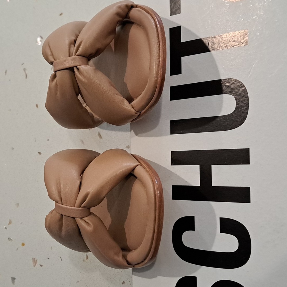NIB Schutz leather sandals - Picture 2 of 6